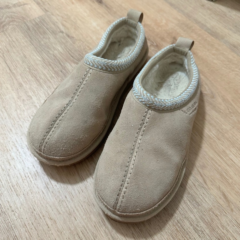 Koolaburra by UGG | Kids Burree Tan Suede Faux Fur Lined Slippers, EU 36/ US 4